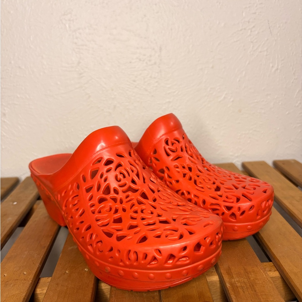 Dansko Women's Jelly Bright Red Mules